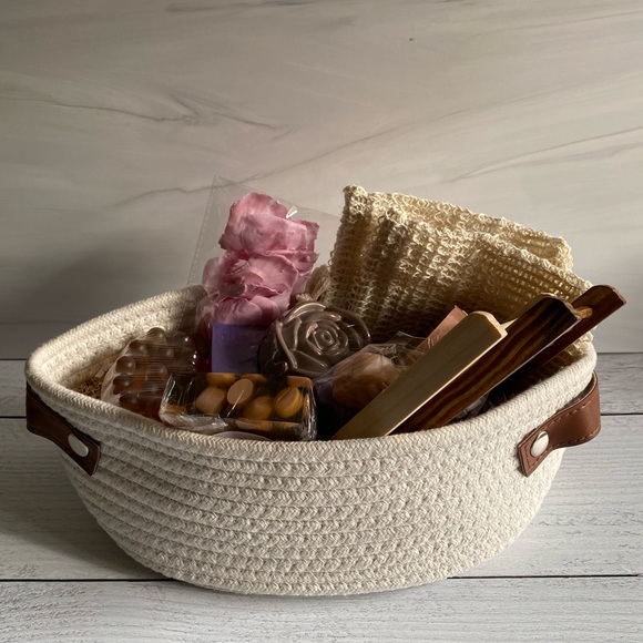 Soap Gift Basket, White Oval Woven Rope, Handmade Soaps ( PRICE IS FIRM ) - Picture 2 of 7